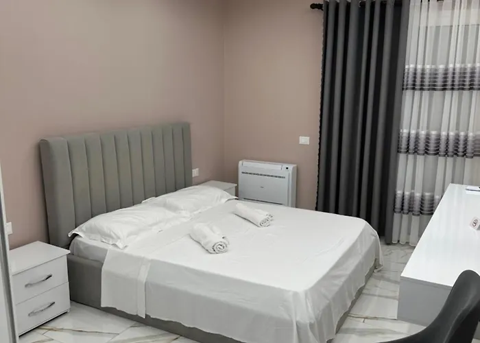 Palm View Luxury Golem (Tirana)